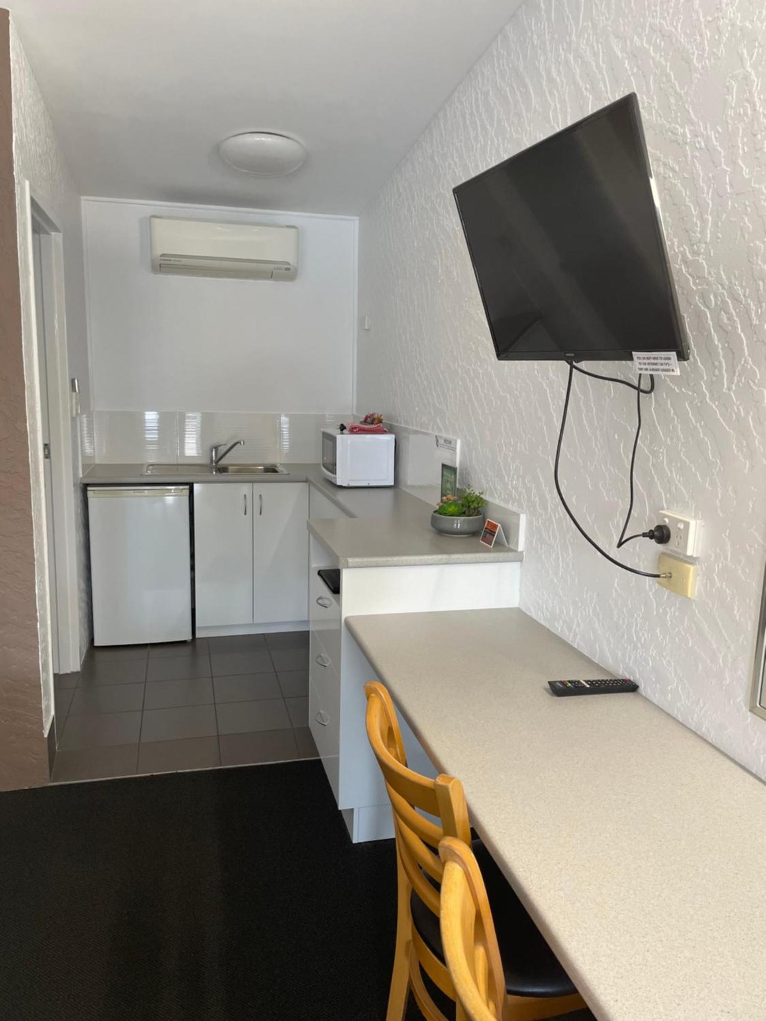 Bundaberg Spanish Motor Inn Zewnętrze zdjęcie