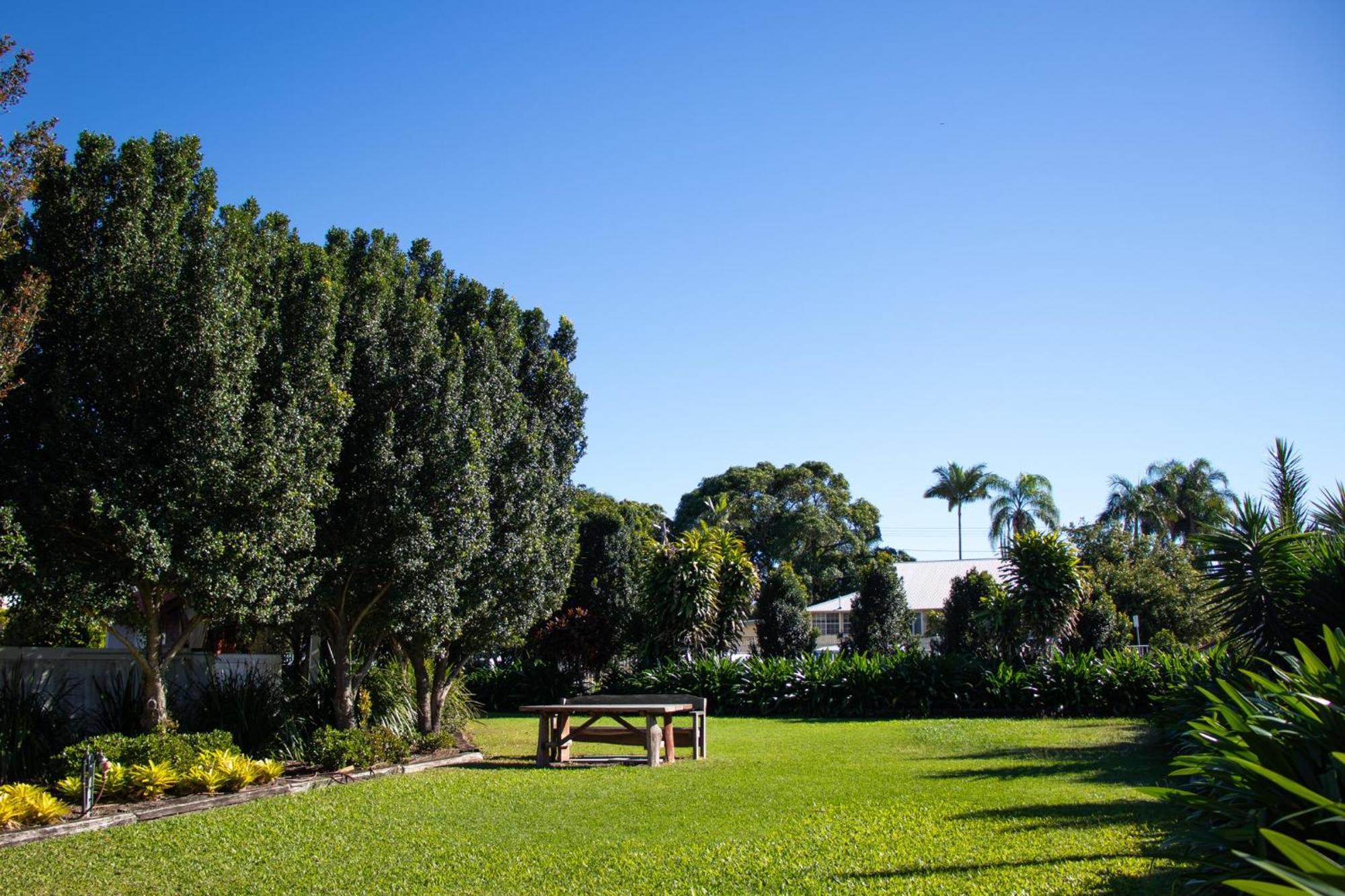 Bundaberg Spanish Motor Inn Zewnętrze zdjęcie