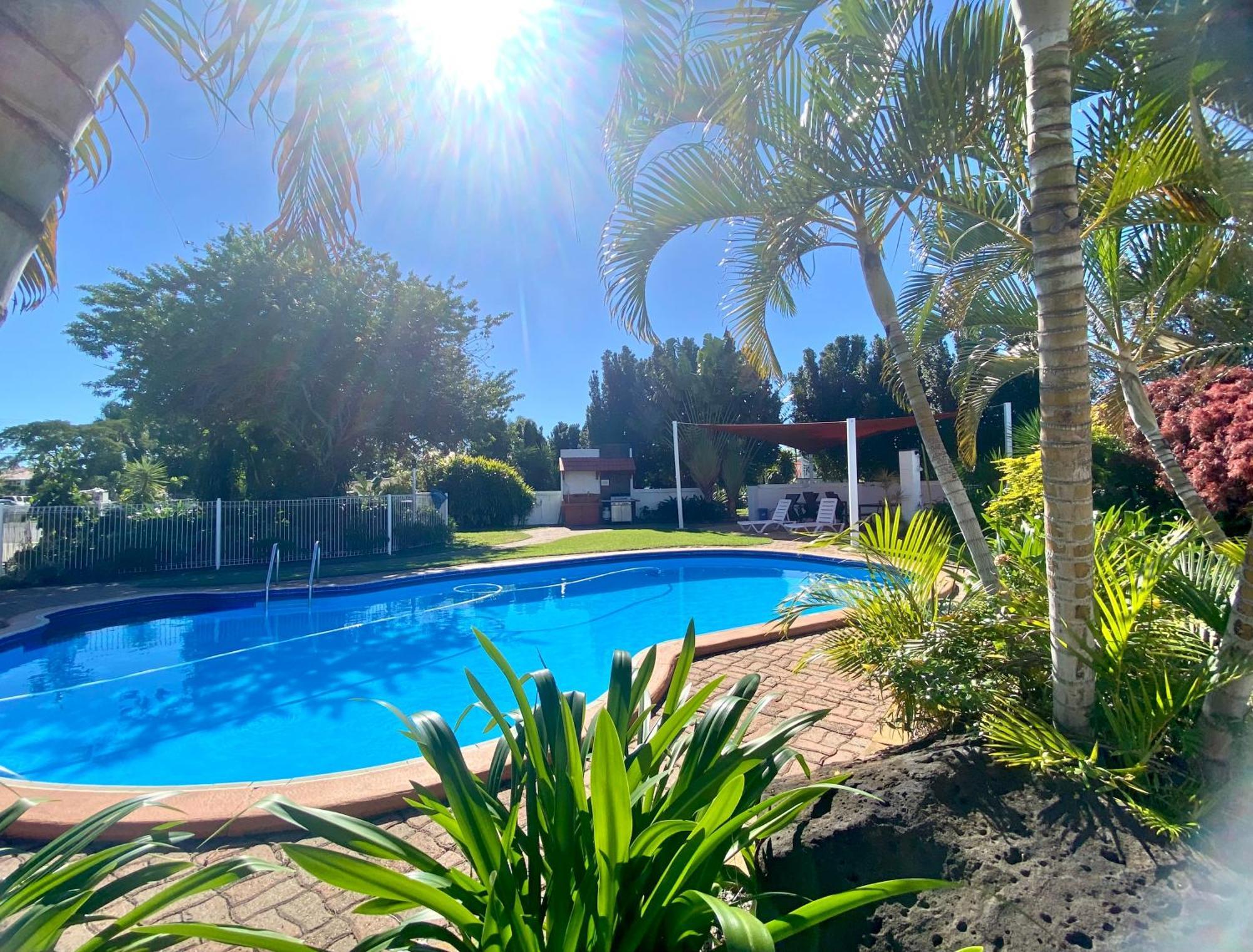 Bundaberg Spanish Motor Inn Zewnętrze zdjęcie