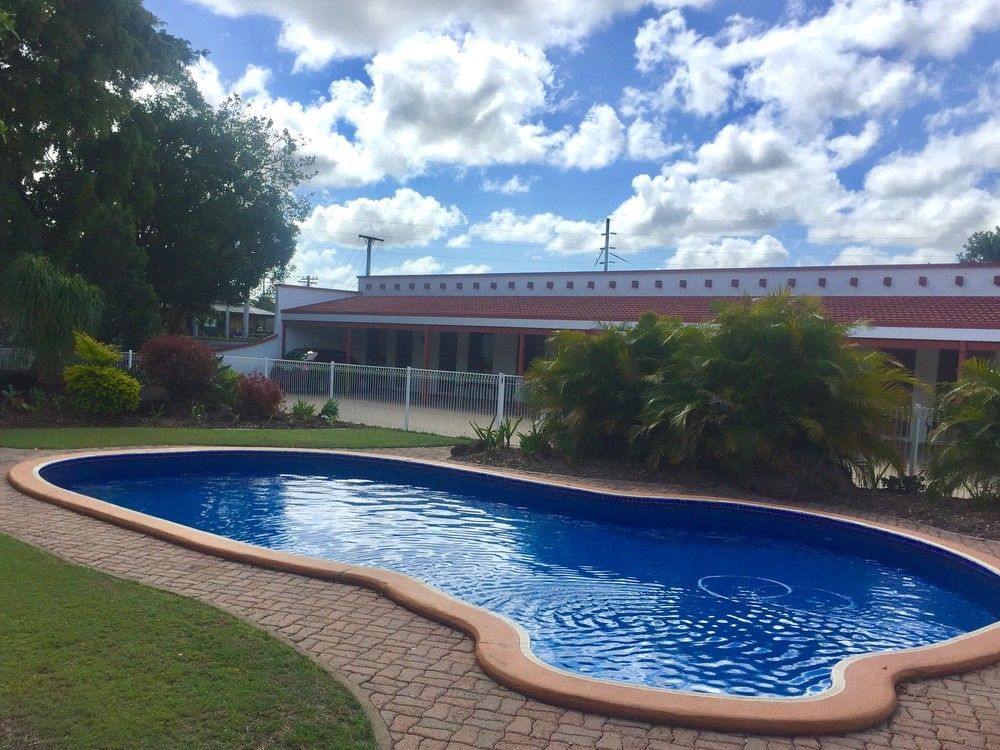 Bundaberg Spanish Motor Inn Zewnętrze zdjęcie