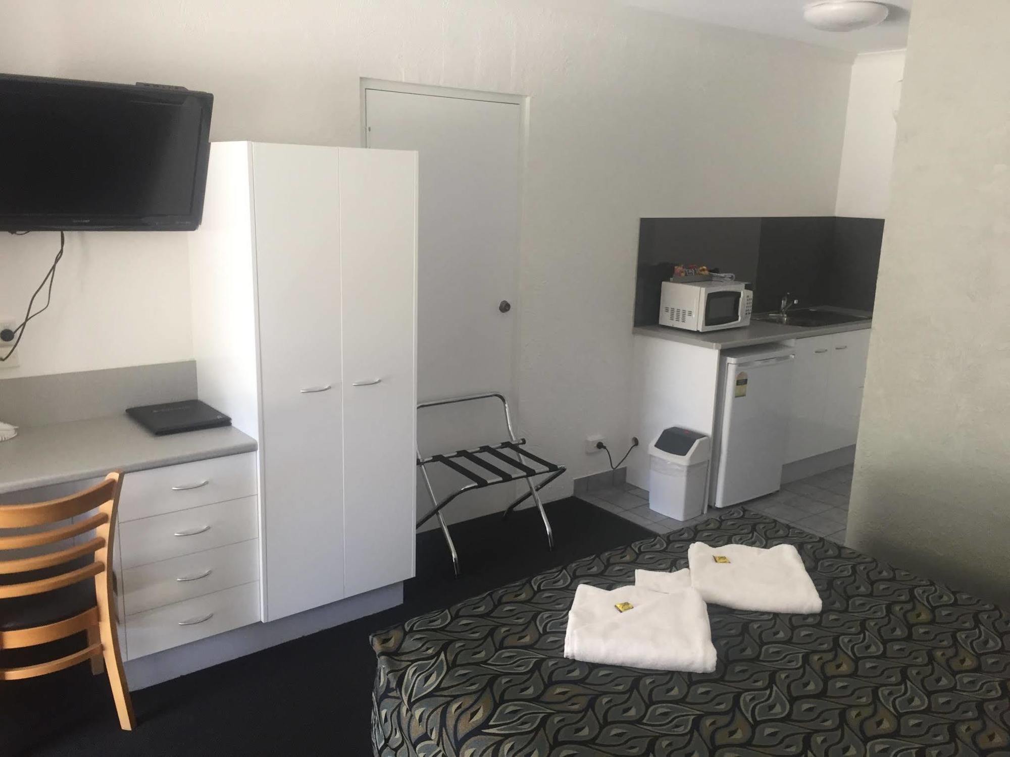 Bundaberg Spanish Motor Inn Zewnętrze zdjęcie
