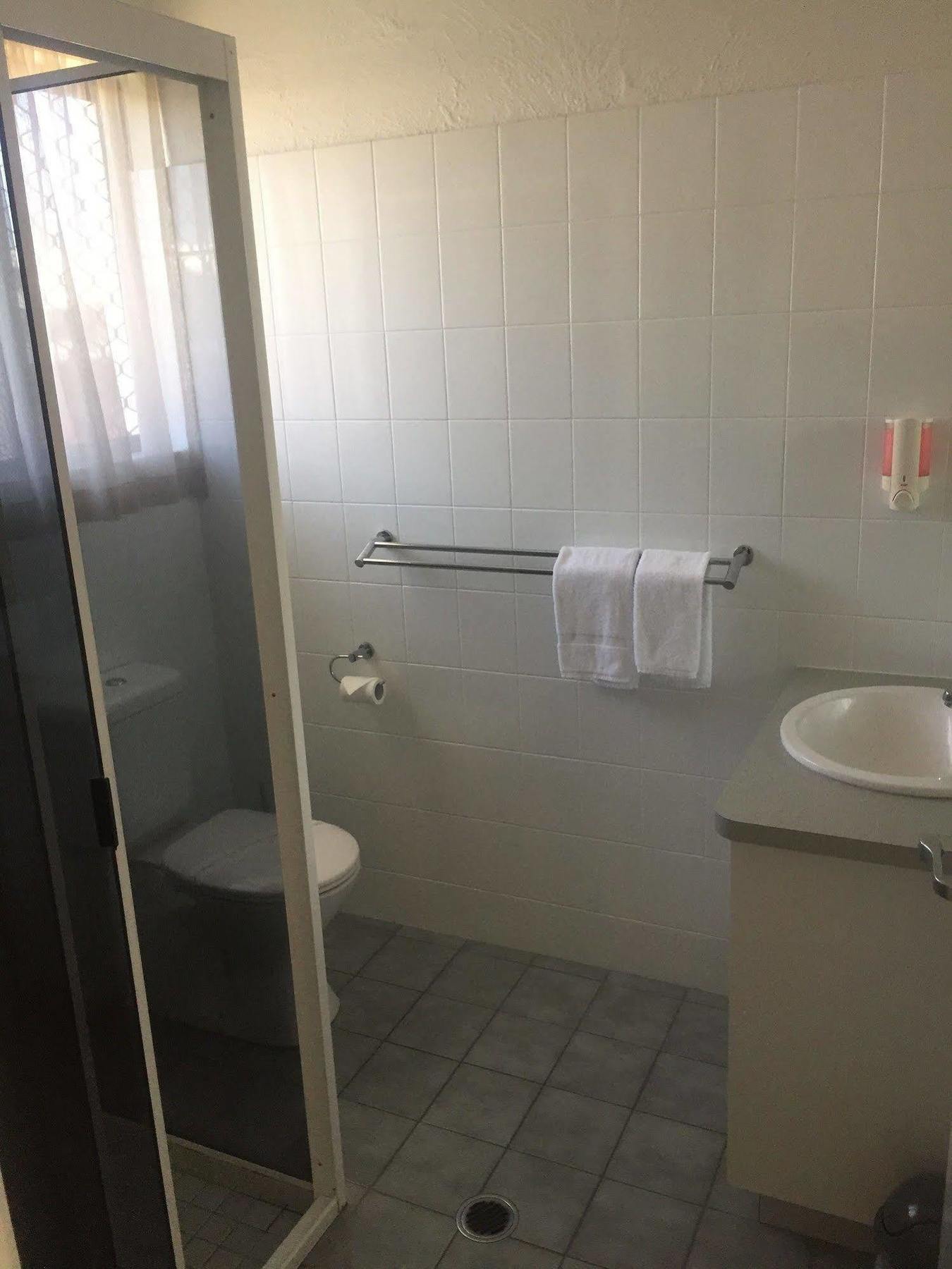 Bundaberg Spanish Motor Inn Zewnętrze zdjęcie